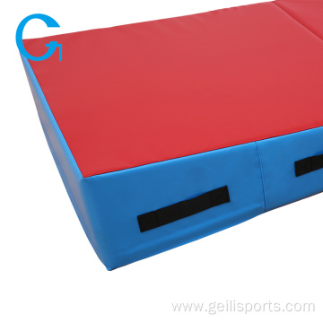 Gymnastics folding incline cheese mat